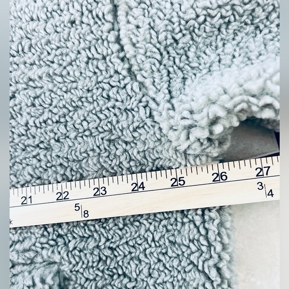 Levis Teddy jacket womens s size XL color sea grass relaxed fit - Picture 15 of 16